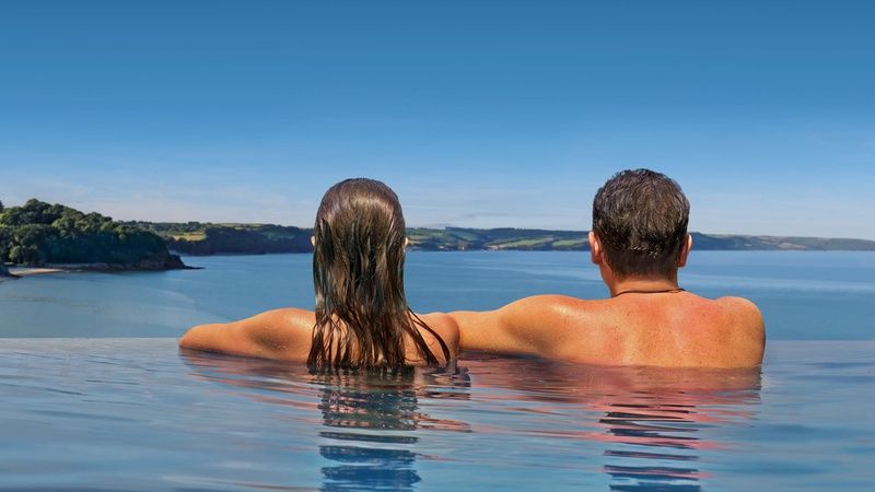 Couple in hydrotherapy pool