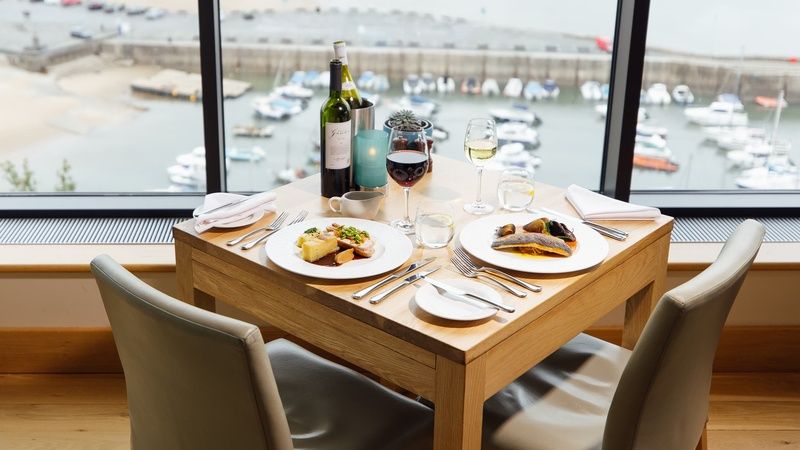 The Cliff Restaurant Dining