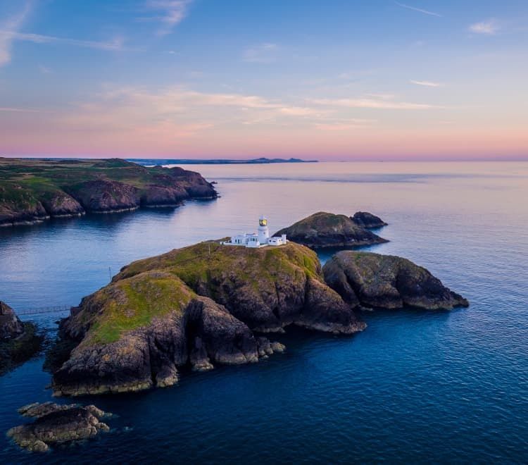 Walking Holidays in Pembrokeshire - Strumble Head Lighthouse