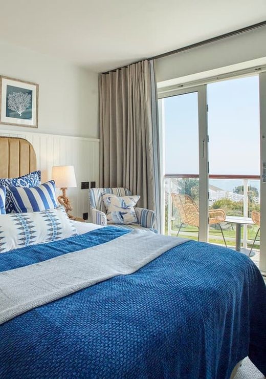 Cosy Double Room with Balcony